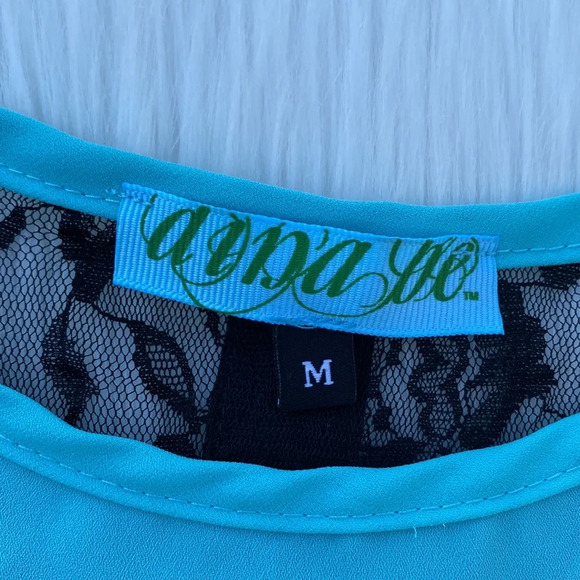 Francesca’s blue tank top with lace & bow embellished back - Picture 2 of 3